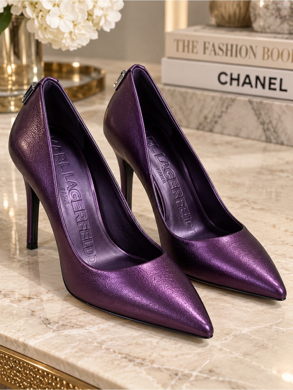 Karl Lagerfeld Paris Royale Metallic Plum Leather Pointed Toe Pumps heels size 6